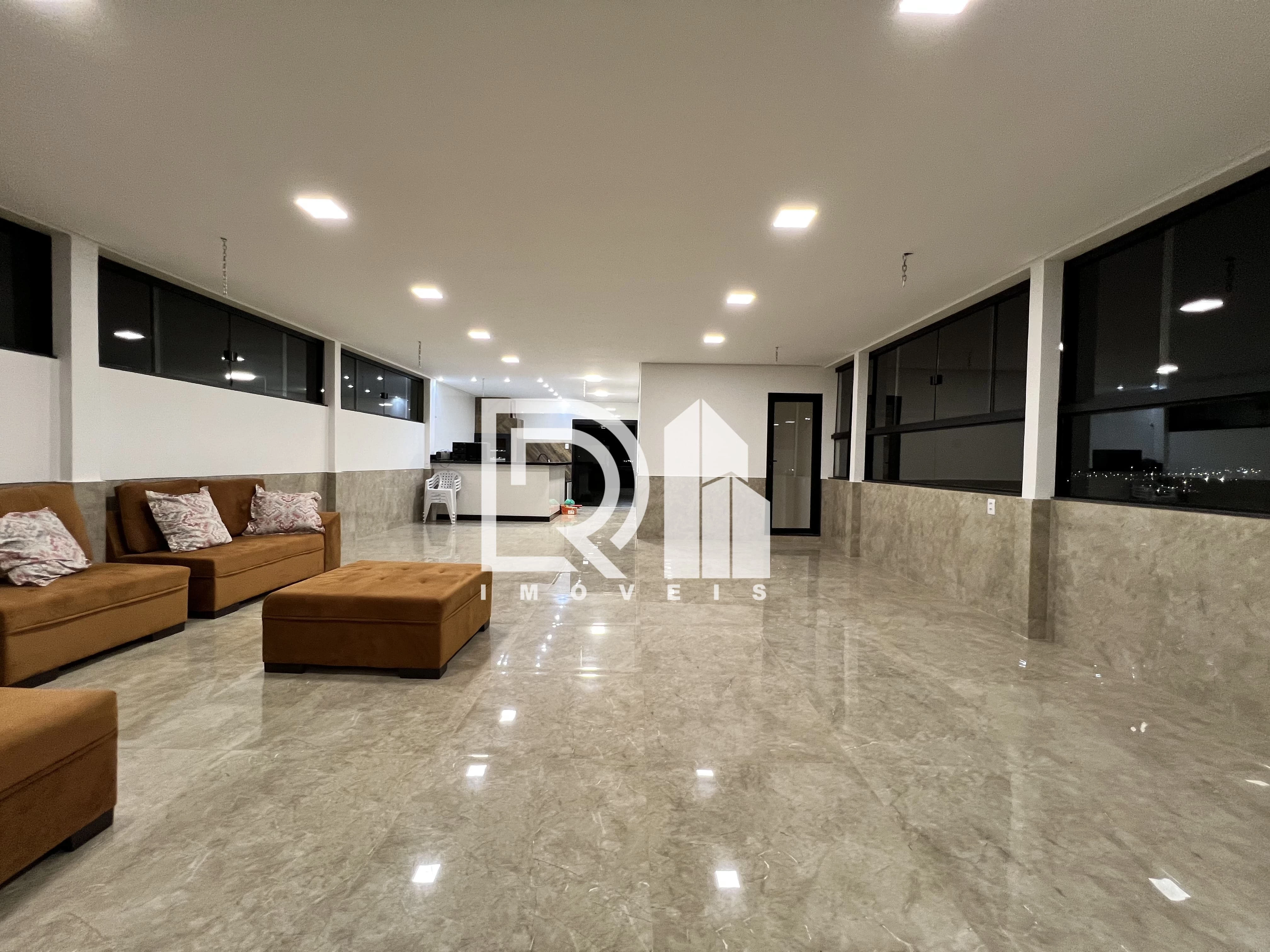 Imagem Casa com 3 Quartos à Venda, 380 m² em Guará II - Brasília
