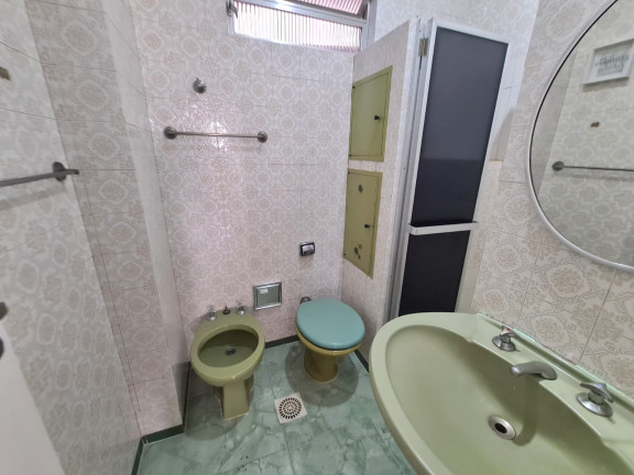 Imagem Apartamento com 2 Quartos à Venda, 70 m² em Copacabana - Rio de Janeiro