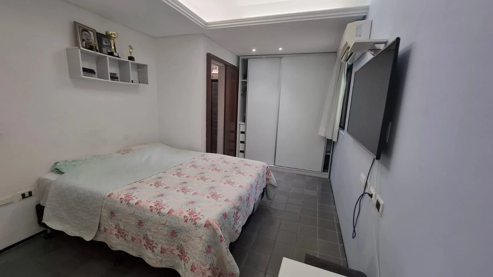 Foto do imóvel: Casa com 4 Quartos à Venda, 360 m² em Casa Amarela - Recife