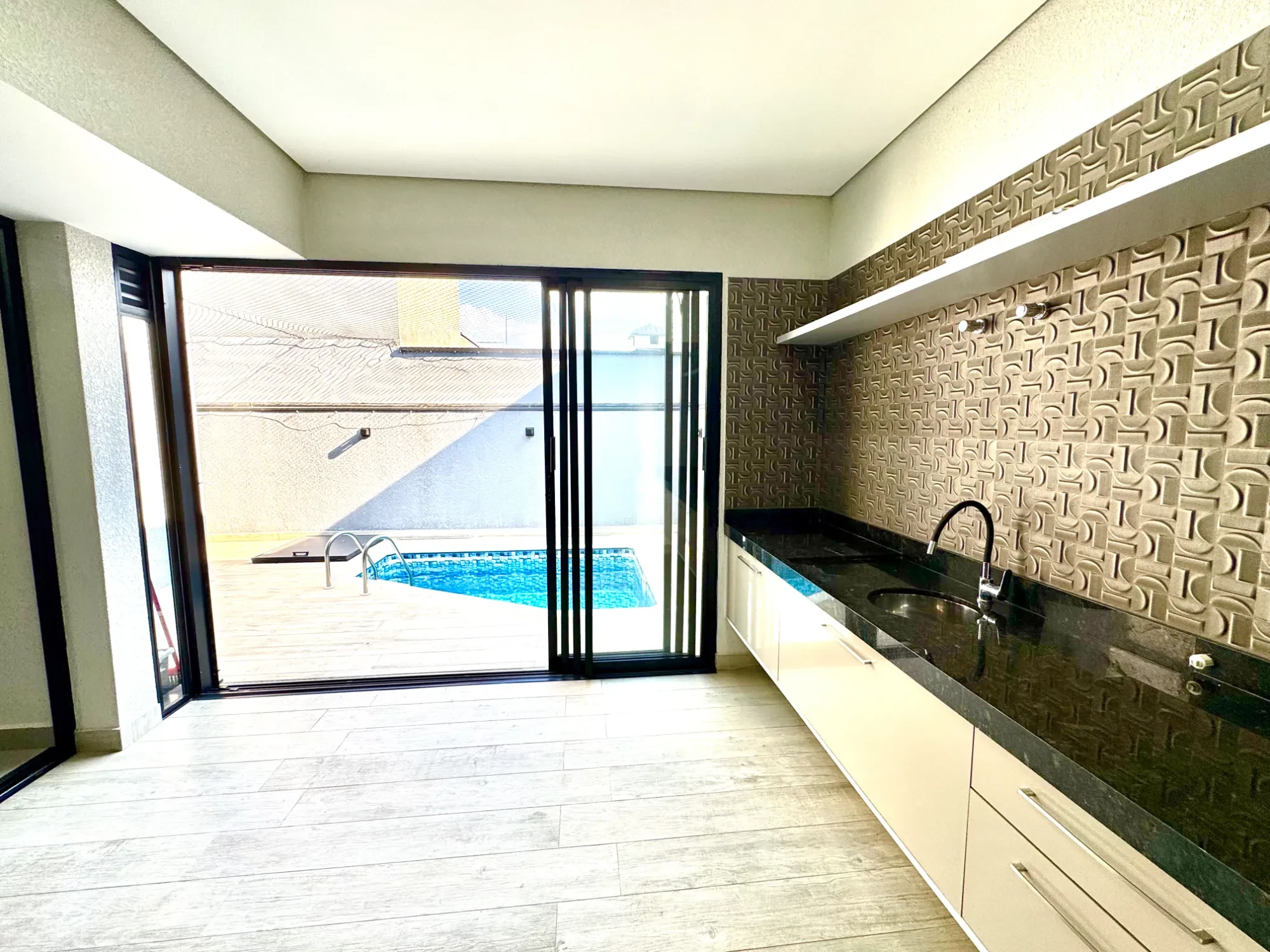 Imagem Casa de Condomínio com 3 Quartos à Venda ou Locação, 150 m² em Cajuru do Sul - Sorocaba