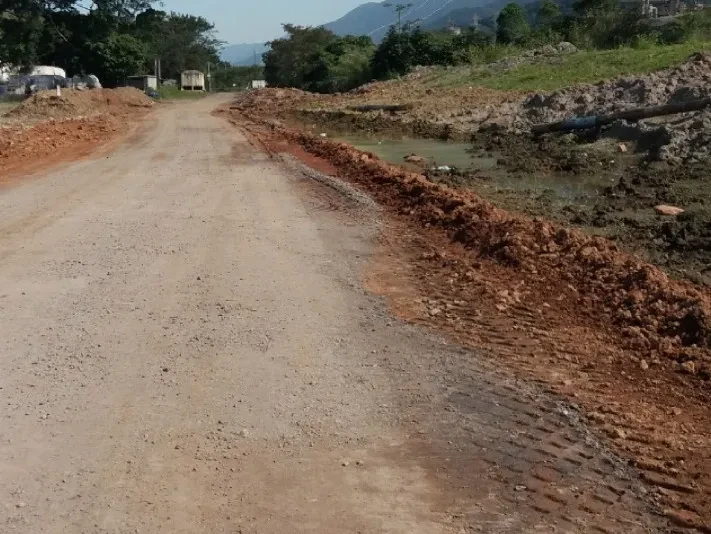 Imagem Terreno à Venda, 10006 metro em Zona Industrial - Cubatão