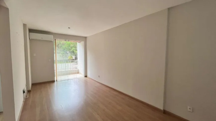 Imagem Apartamento com 2 Quartos à Venda, 70 m² em Icaraí - Niterói