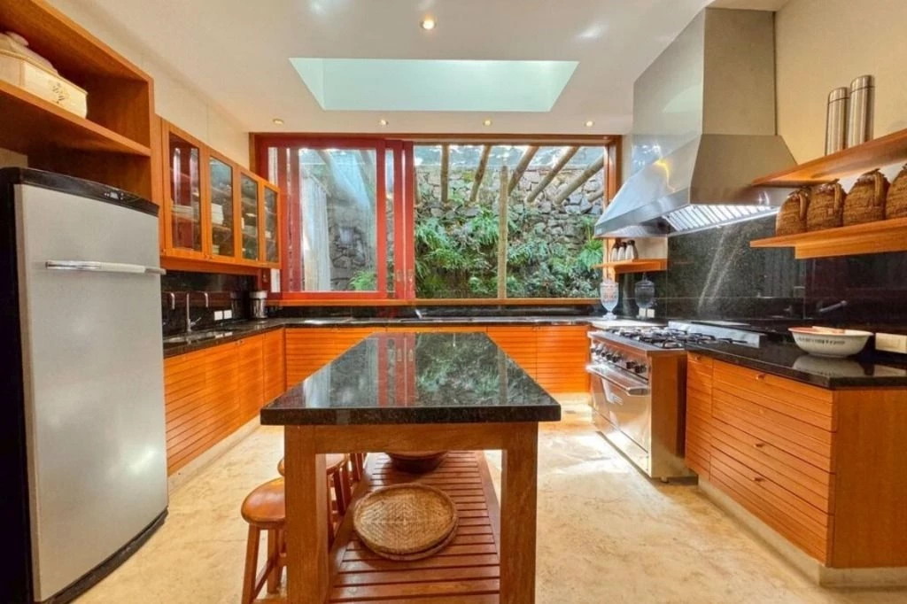 Foto do imóvel: Casa com 8 Quartos à Venda, 84.000 m² em Portogalo - Angra dos Reis