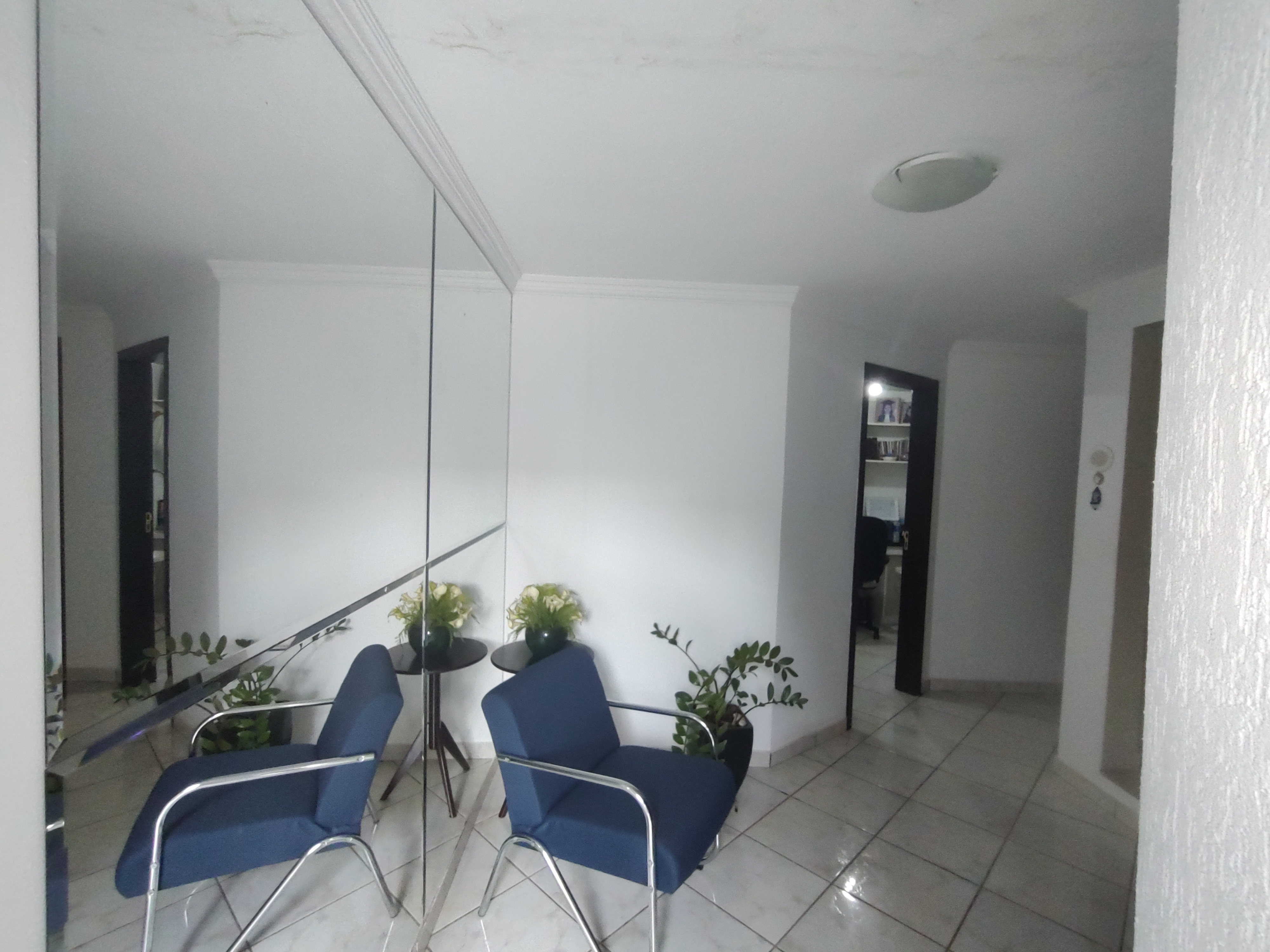 Imagem Casa com 3 Quartos à Venda, 204 m²em Jardim São Bento - Campo Grande