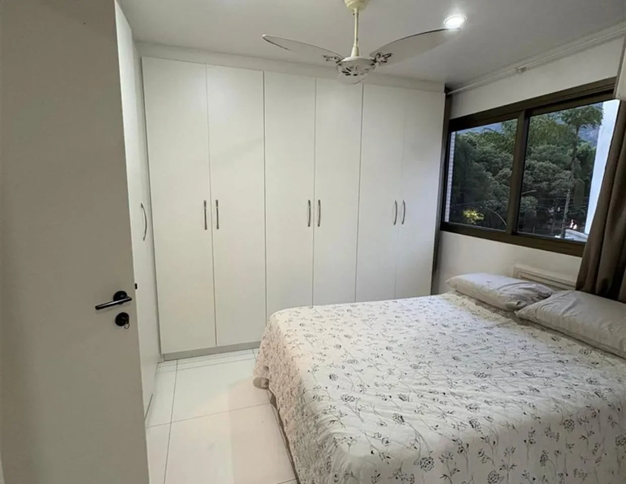 Imagem Apartamento com 2 Quartos para Alugar, 89 m² em Leblon - Rio de Janeiro