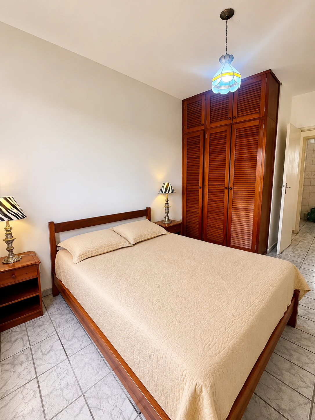 Imagem Apartamento com 1 Quarto à Venda ou Locação, 42 m² em Sumaré - Caraguatatuba