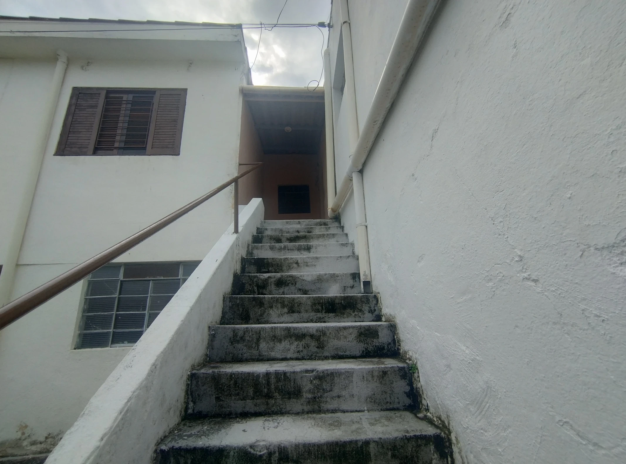 Foto do imóvel: Casa com 2 Quartos para Alugar, 55 m² em Jardim Independência - Jacareí