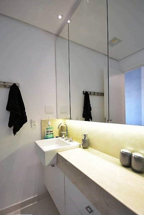 Imagem Apartamento com 3 Quartos à Venda,  em Vila Firmiano Pinto - São Paulo