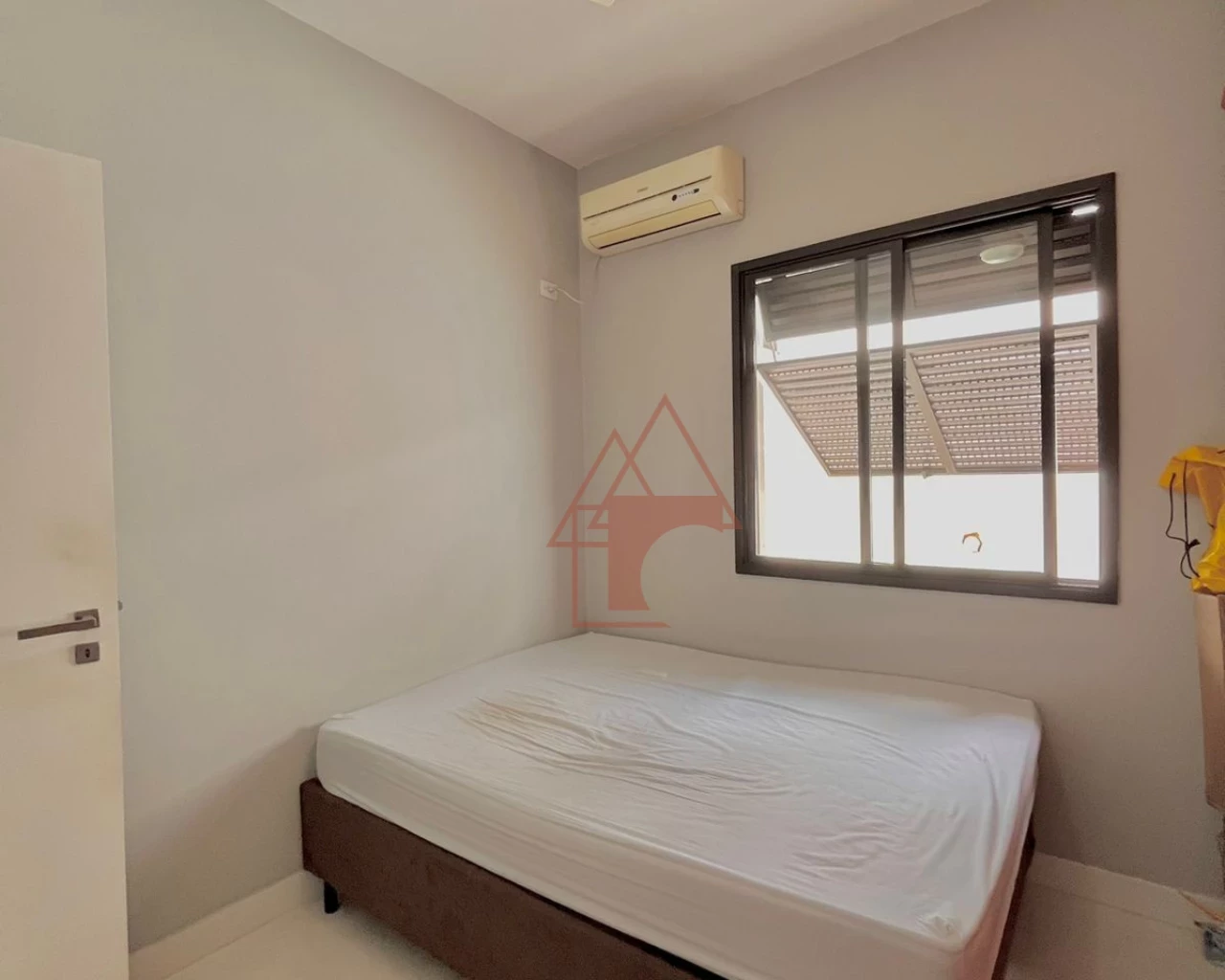 Imagem Casa com 4 Quartos à Venda, 129 m² em Vila Nova - Cubatão