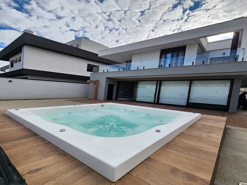 Casa de Condomínio com 4 Quartos à Venda, 270 m² em Jardim Novo Mundo - Jundiaí