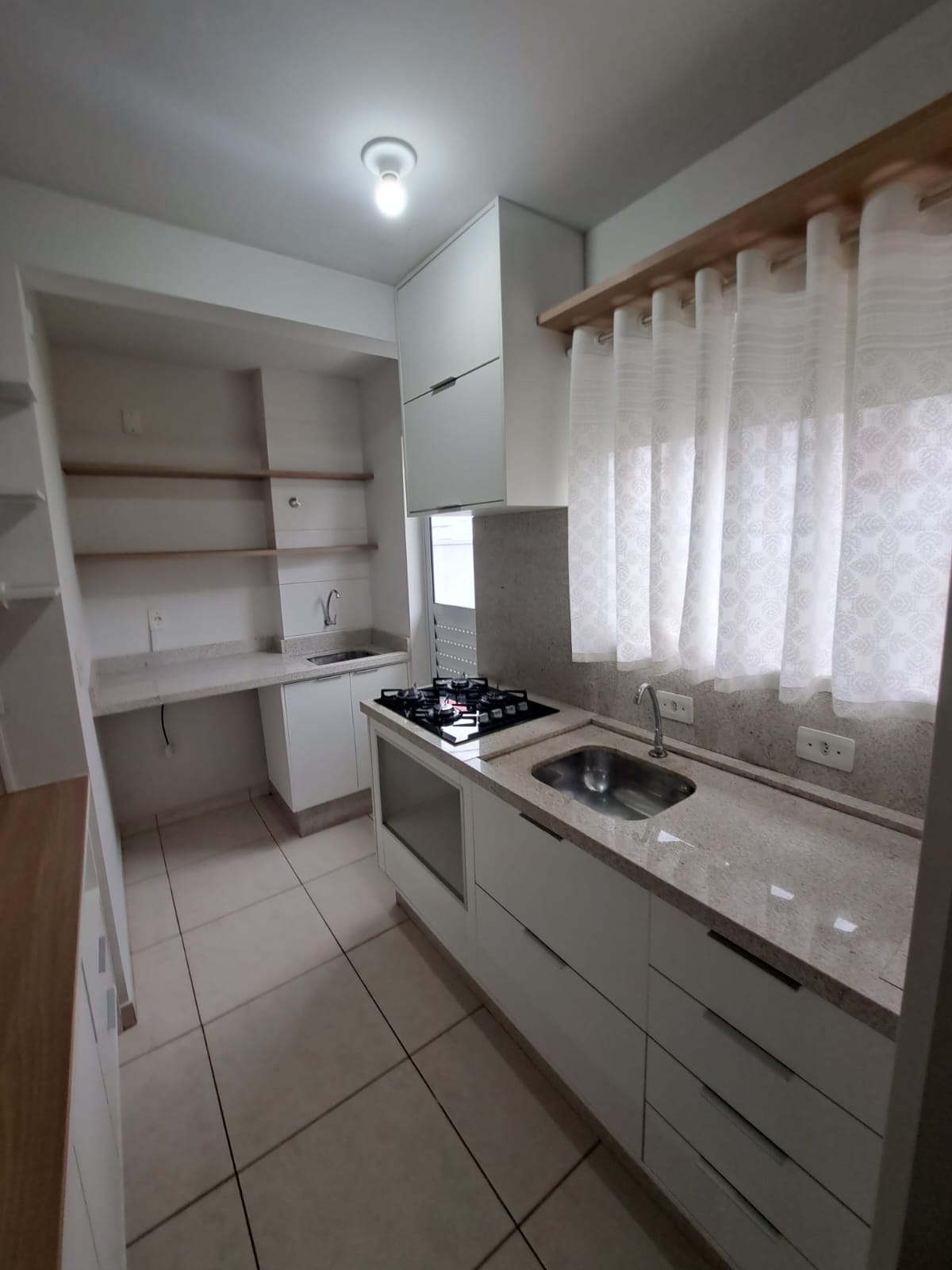 Imagem Apartamento com 2 Quartos para Alugar, 60 m² em Mina União - Criciúma