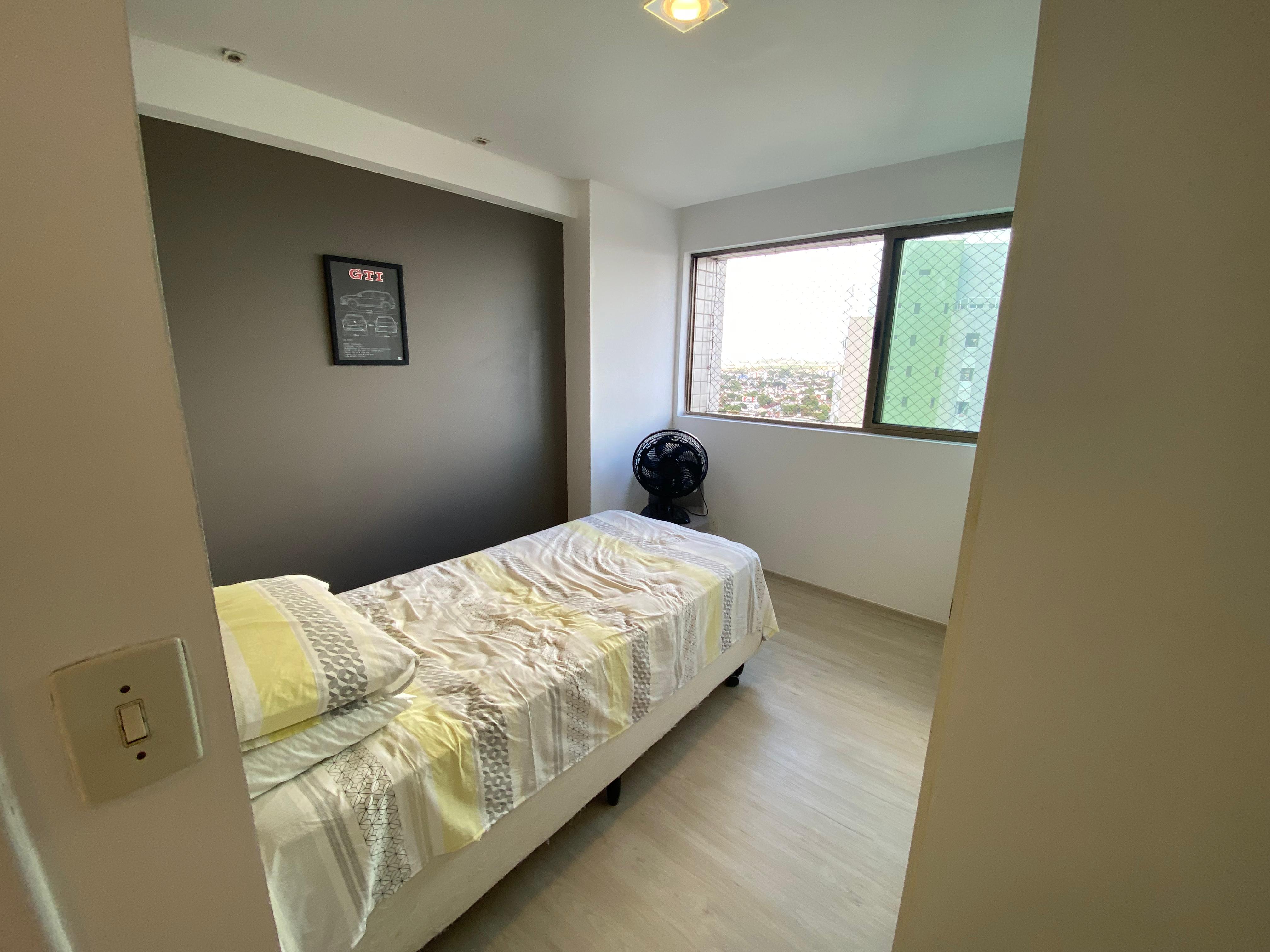 Imagem Apartamento com 4 Quartos à Venda, 165 m²em Encruzilhada - Recife