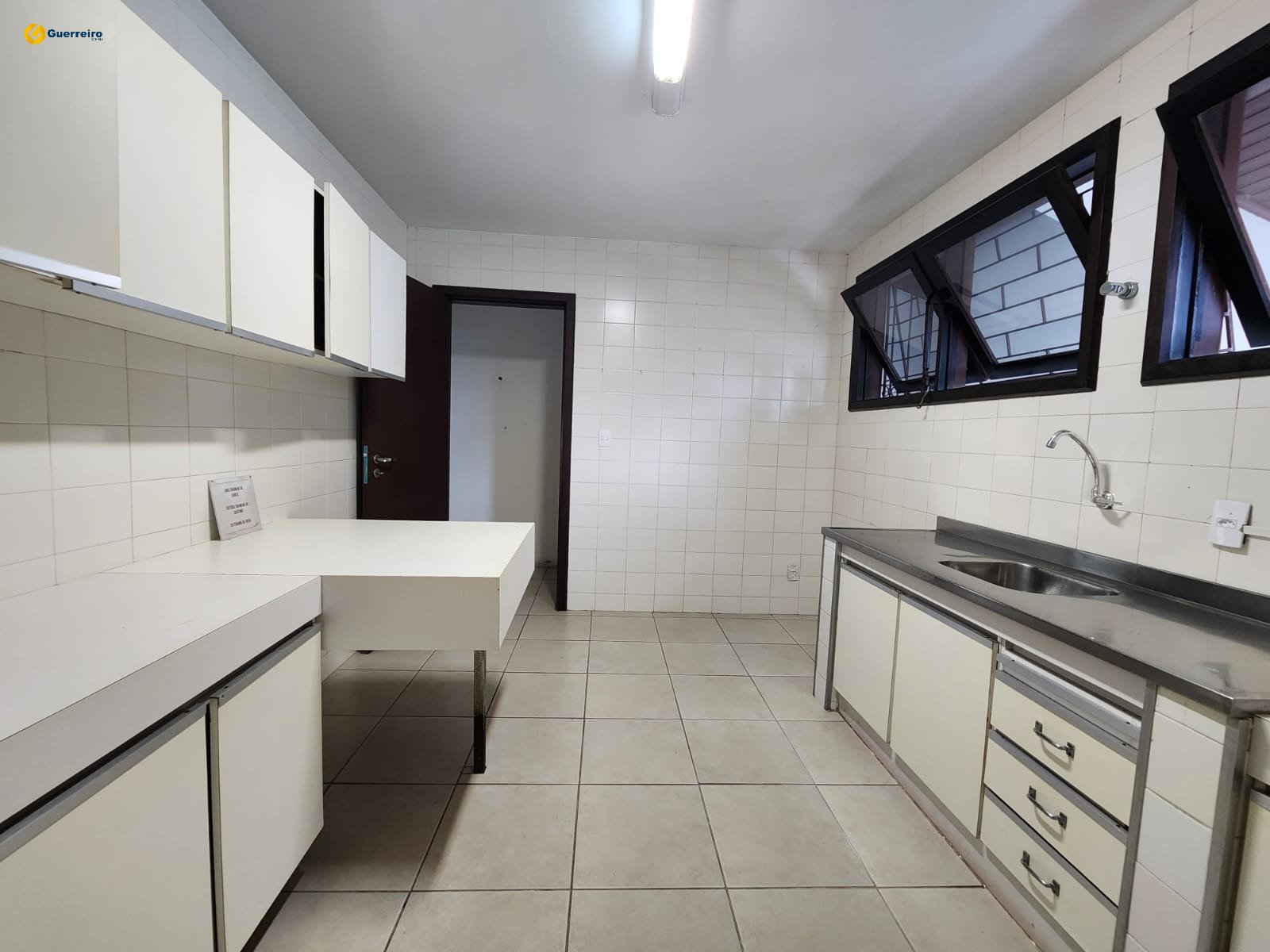 Foto do imóvel: Casa com 3 Quartos à Venda, 190 m² em Trindade - Florianópolis