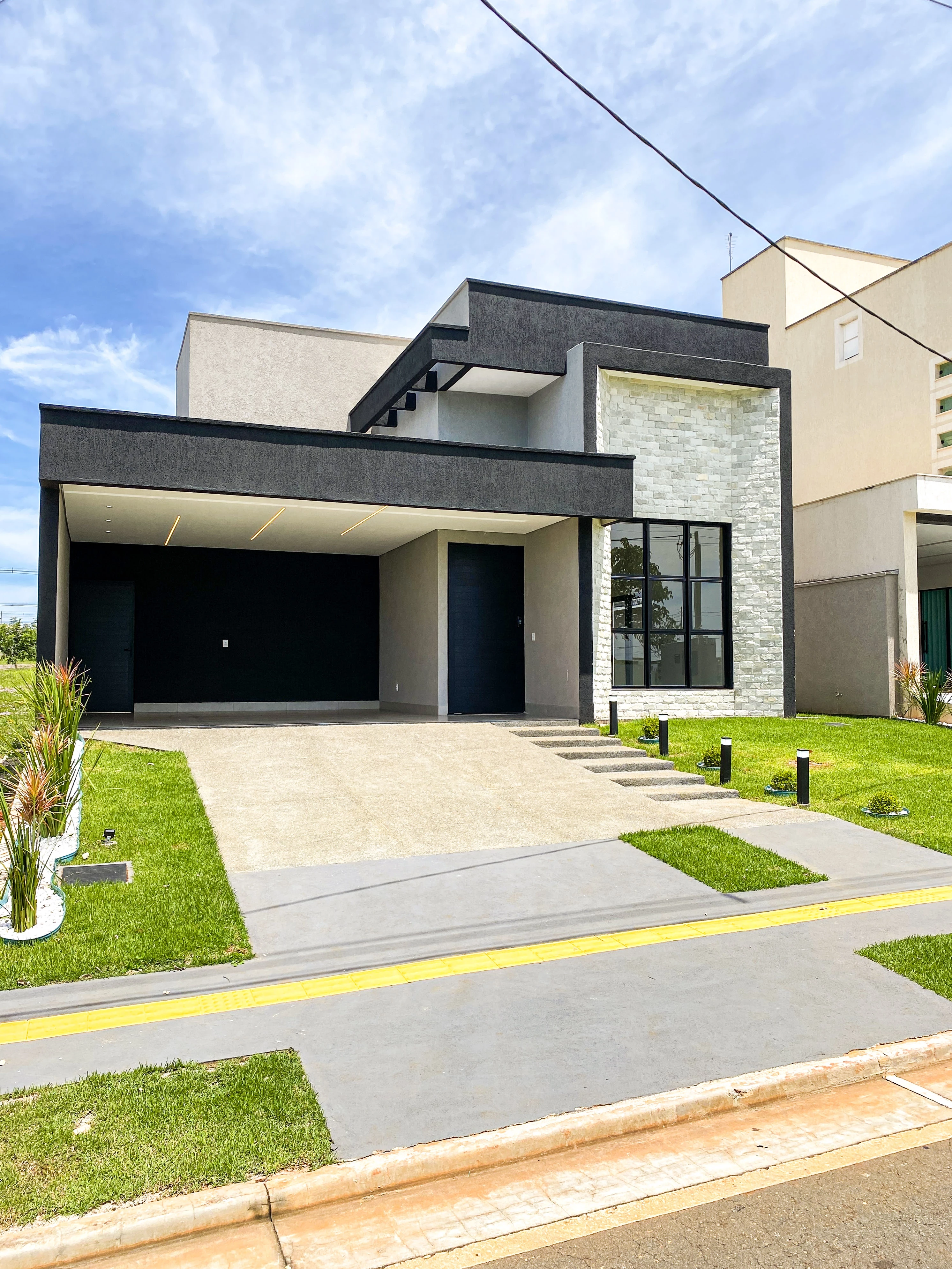 Imagem Casa de Condomínio com 4 Quartos à Venda, 180 m² em Terras Alpha Residencial 1 - Senador Canedo