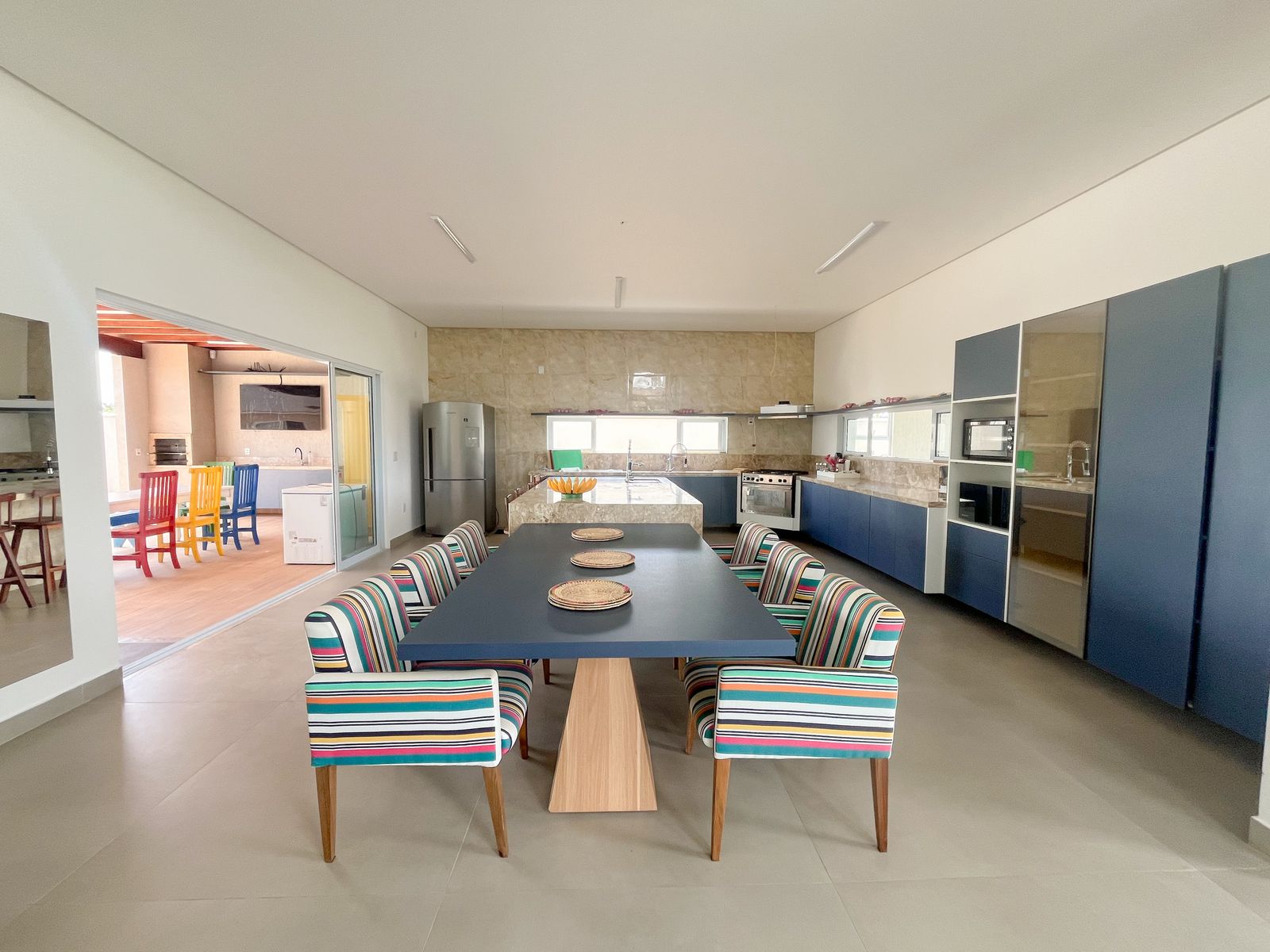 Foto do imóvel: Casa de Condomínio com 4 Quartos à Venda, 398 m² em Vale do Landirana (Abrantes) - Camaçari