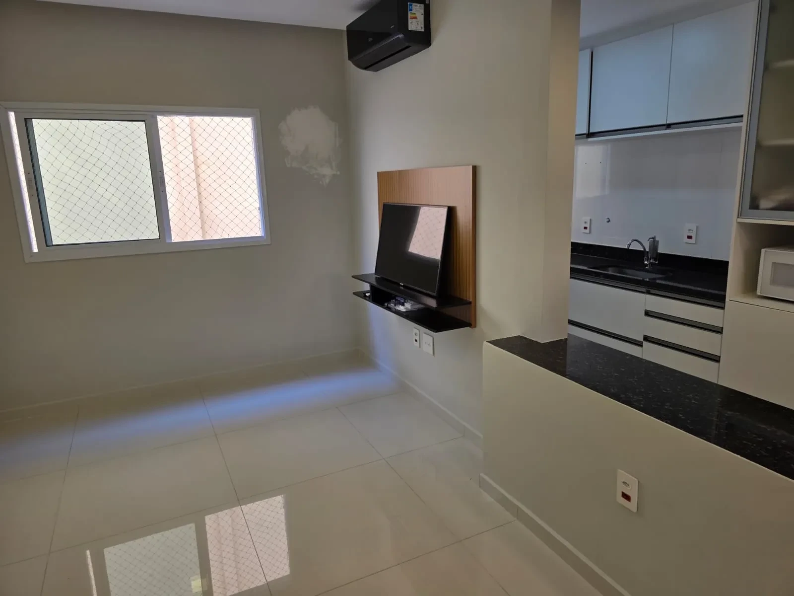 Imagem Casa com 2 Quartos à Venda, 103 metros em Gonzaga - Santos