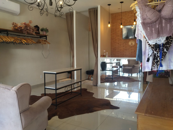 Sala Comercial para Alugar, 200 m² em Centro - Botucatu