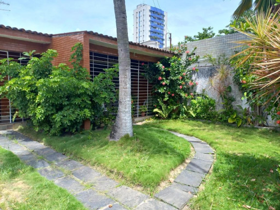 Imagem Casa com 3 Quartos à Venda, 216 m² em Candeias - Jaboatão dos Guararapes