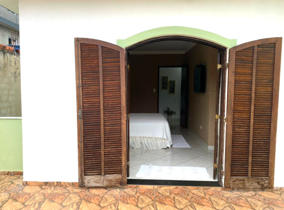 Imagem Sobrado com 3 Quartos à Venda, 264 m² em Jardim Tamoio - São Paulo