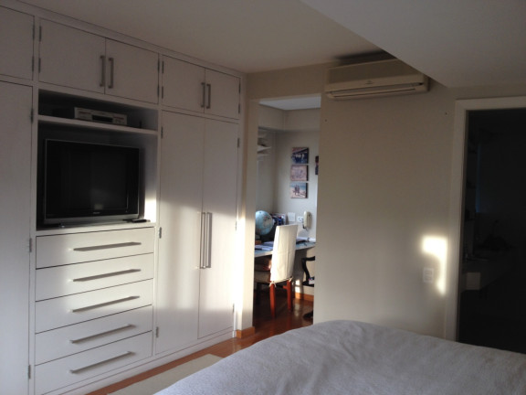 Imagem Apartamento com 1 Quarto para Alugar, 85 m² em Moema - São Paulo