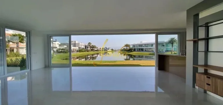 Imagem BEIRA DE LAGO, VISTA PANORÂMICA mobiliado e decorado
