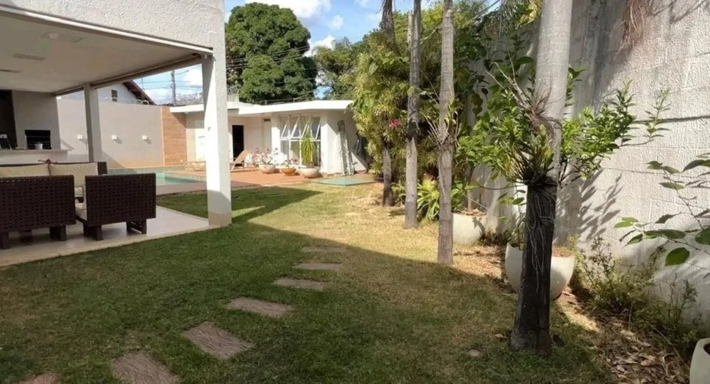 Imagem Magnifica Casa De 4/4 Sendo 3 Suites No Parque Acalanto