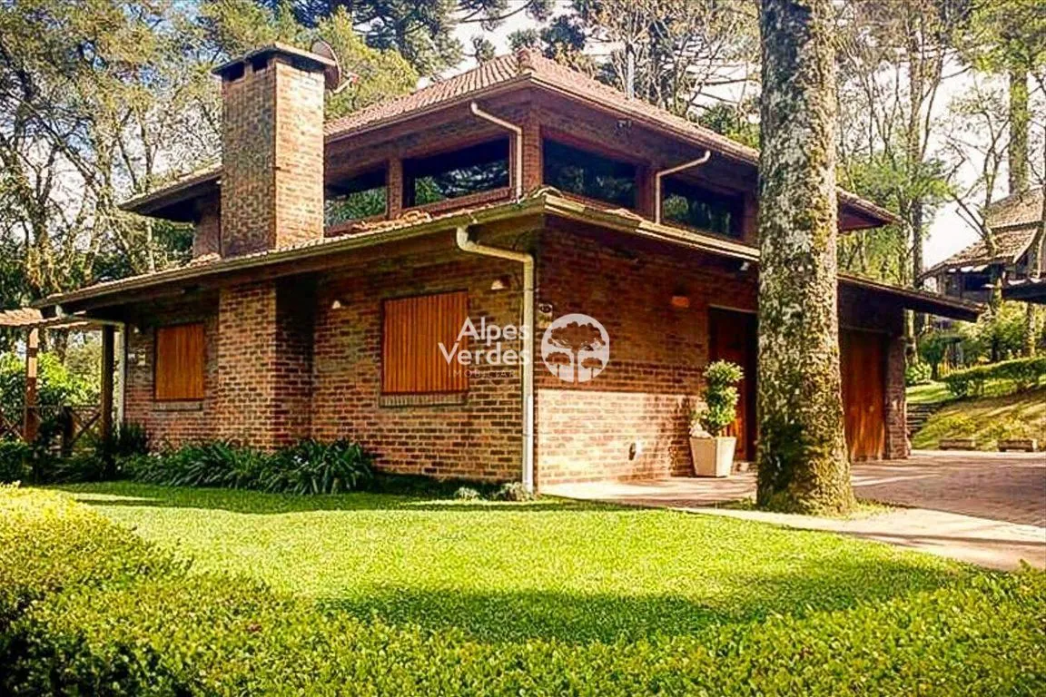 Foto do imóvel Vende-se Casa em Canela-RS, com 03 dormitórios