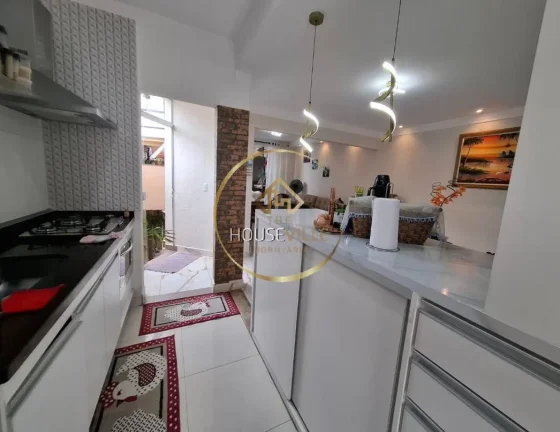 Imagem Casa Sobrado, 2 Dormitórios (1Suíte), 2 vagas, Bosque dos Eucaliptos-SJC