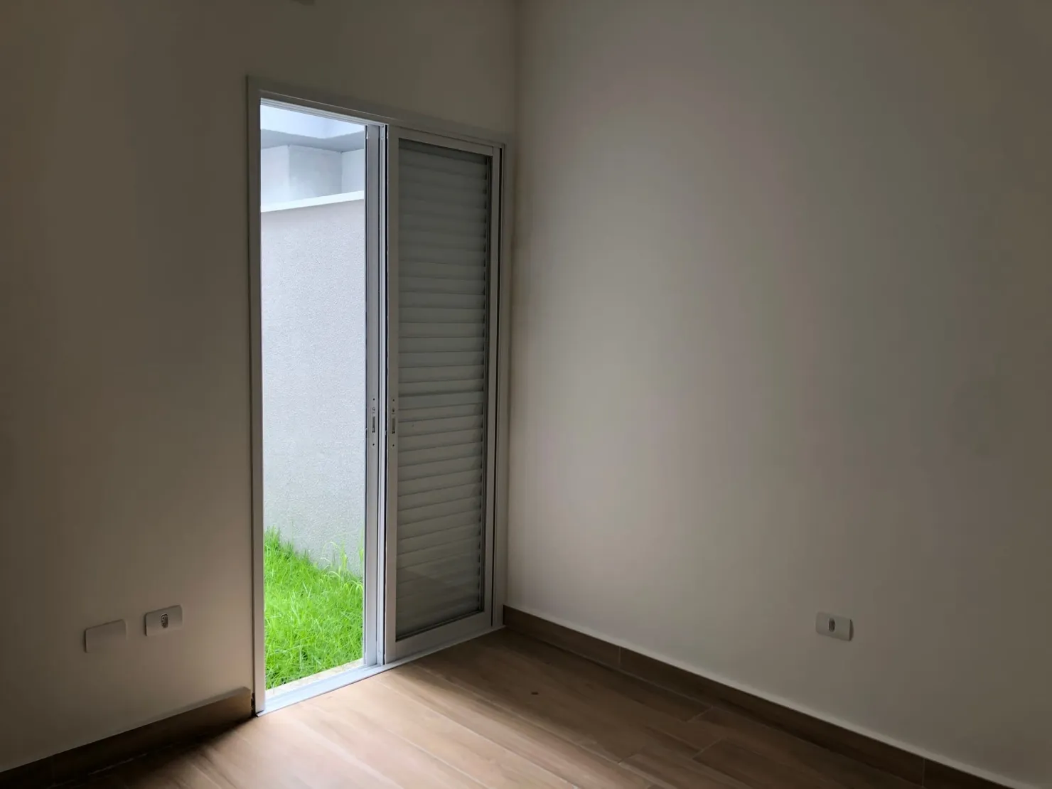 Imagem Casa à venda 3 Quartos, 1 Suite, 3 Vagas, 200M², Vila Prado, Pindamonhangaba - SP | Condomínio Vila Romana