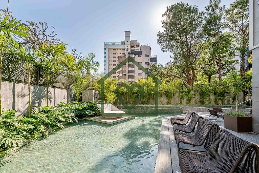 Imagem Apartamento de 378,97 m² privativos, com 4 suítes, uma ampla suíte máster com closet, 4 vagas de...