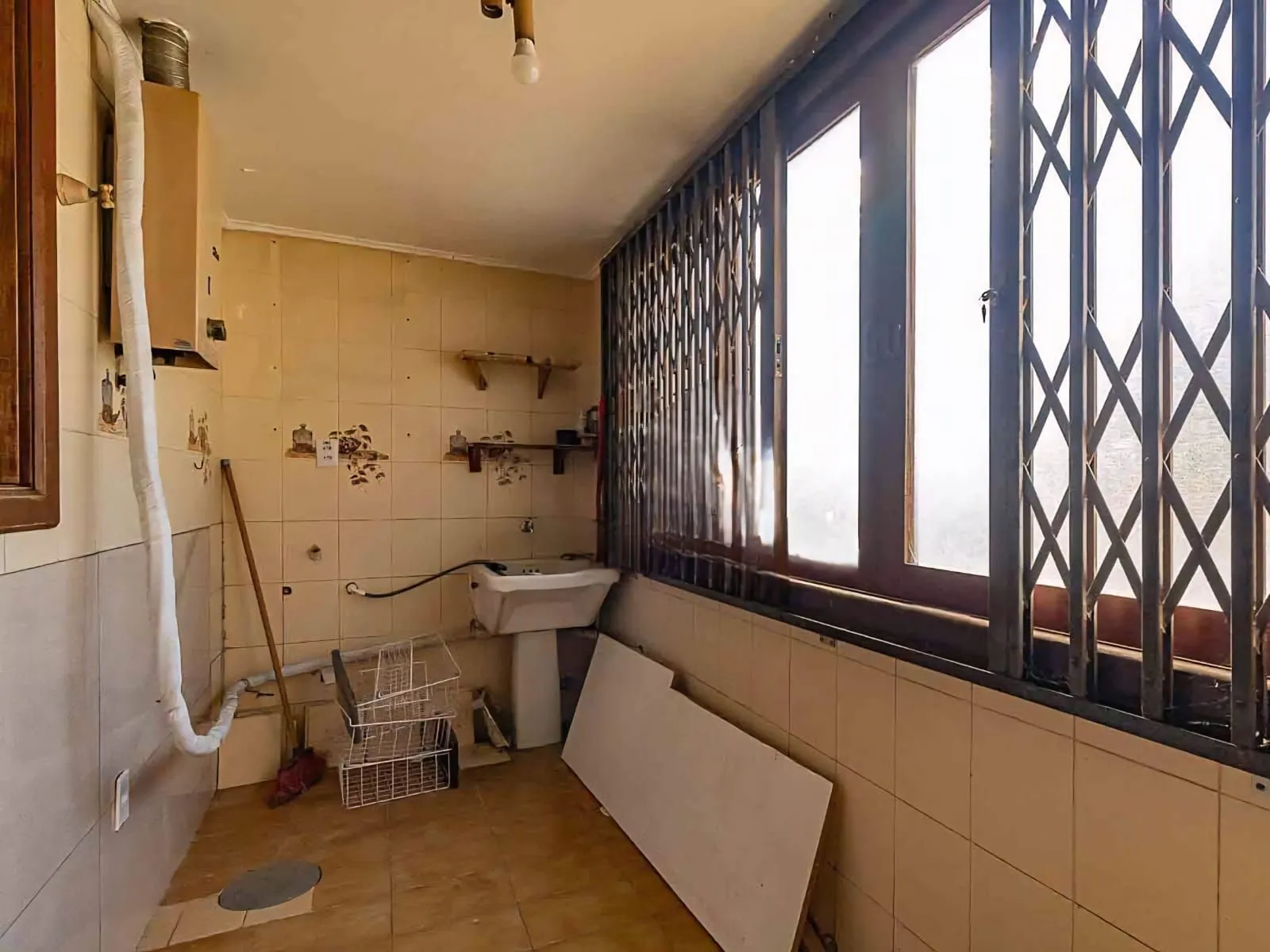 Imagem Apartamento no Bairro Jardim Lindóia -3 DORMITÓRIOS - 1 SUÍTE - 1 VAGA