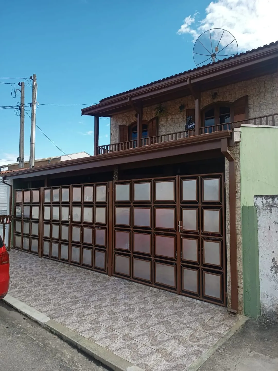 Imagem Casa à venda 4 Quartos, 1 Suite, 2 Vagas, 200M², Jardim Cristina, Pindamonhangaba - SP