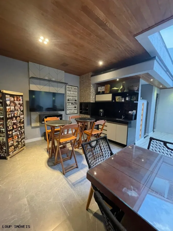 Imagem Casa para Venda em Fortaleza, Jardim Cearense, 3 dormitórios, 3 suítes, 4 banheiros, 2 vagas