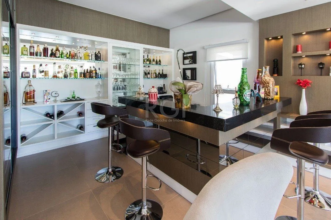 Imagem Casa Condominio para Venda - 707.4m², 6 dormitórios, sendo 6 suites, 4 vagas - Terra Ville