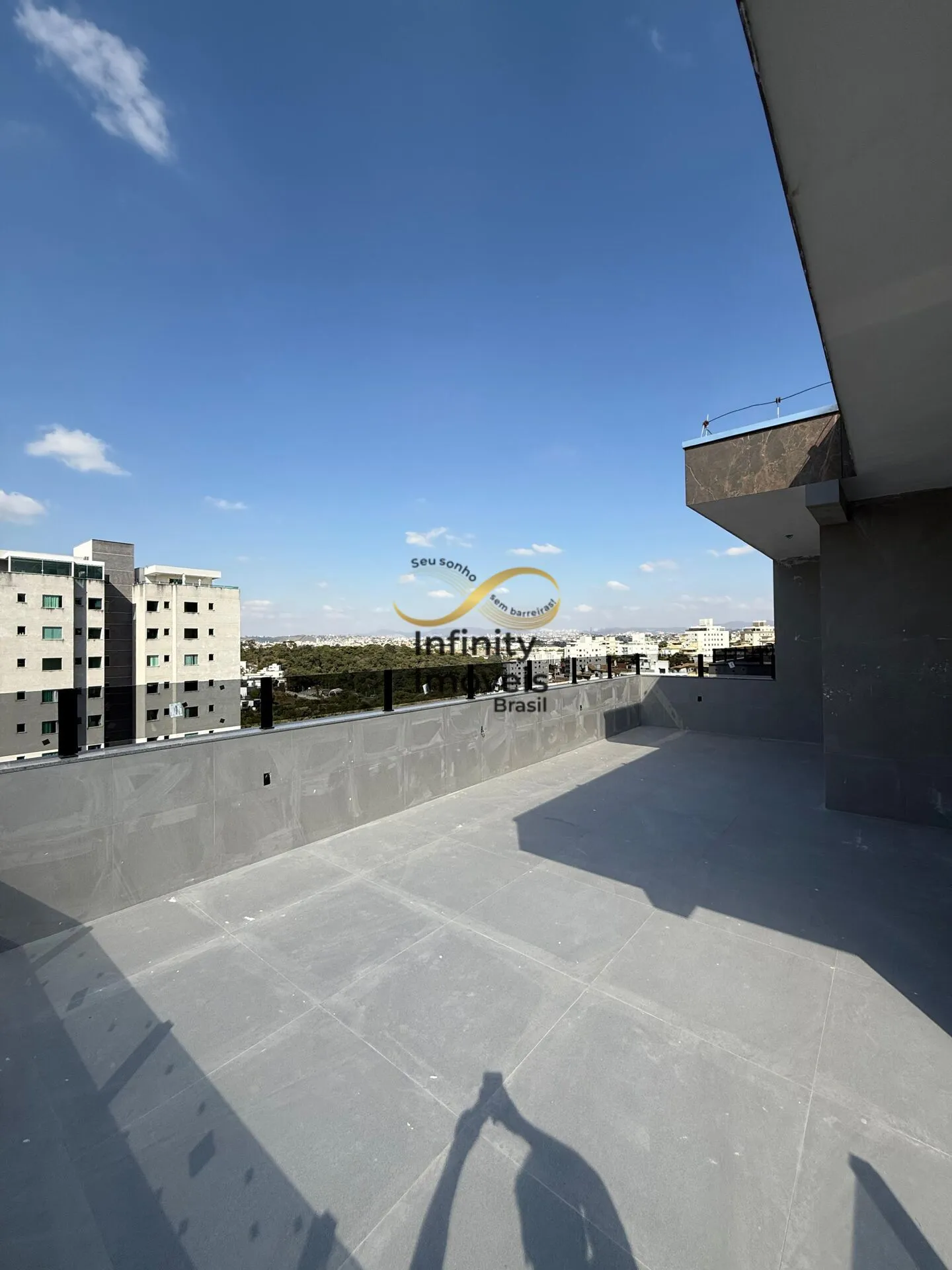 Imagem Apartamento à venda no bairro Cabral - Contagem/MG
