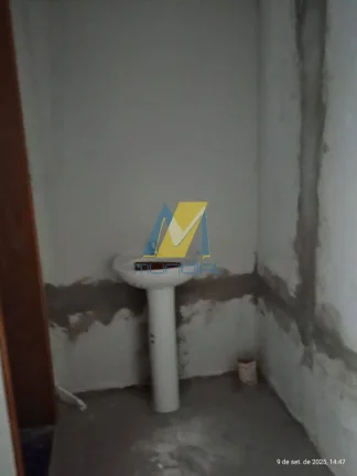 Imagem "Precisa de um Galpão Novo amplo com entrada para caminhão em Santo André?"