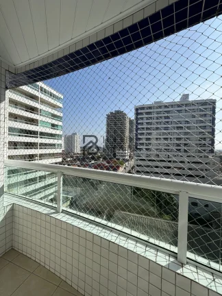 Imagem Apartamento com 1 Dormitório no bairro Guilhermina - Praia Grande