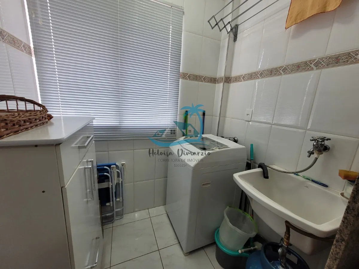 Imagem Lindo apartamento com 2 dormitórios a venda a 250 metros da orla de Itaguá em Ubatuba.