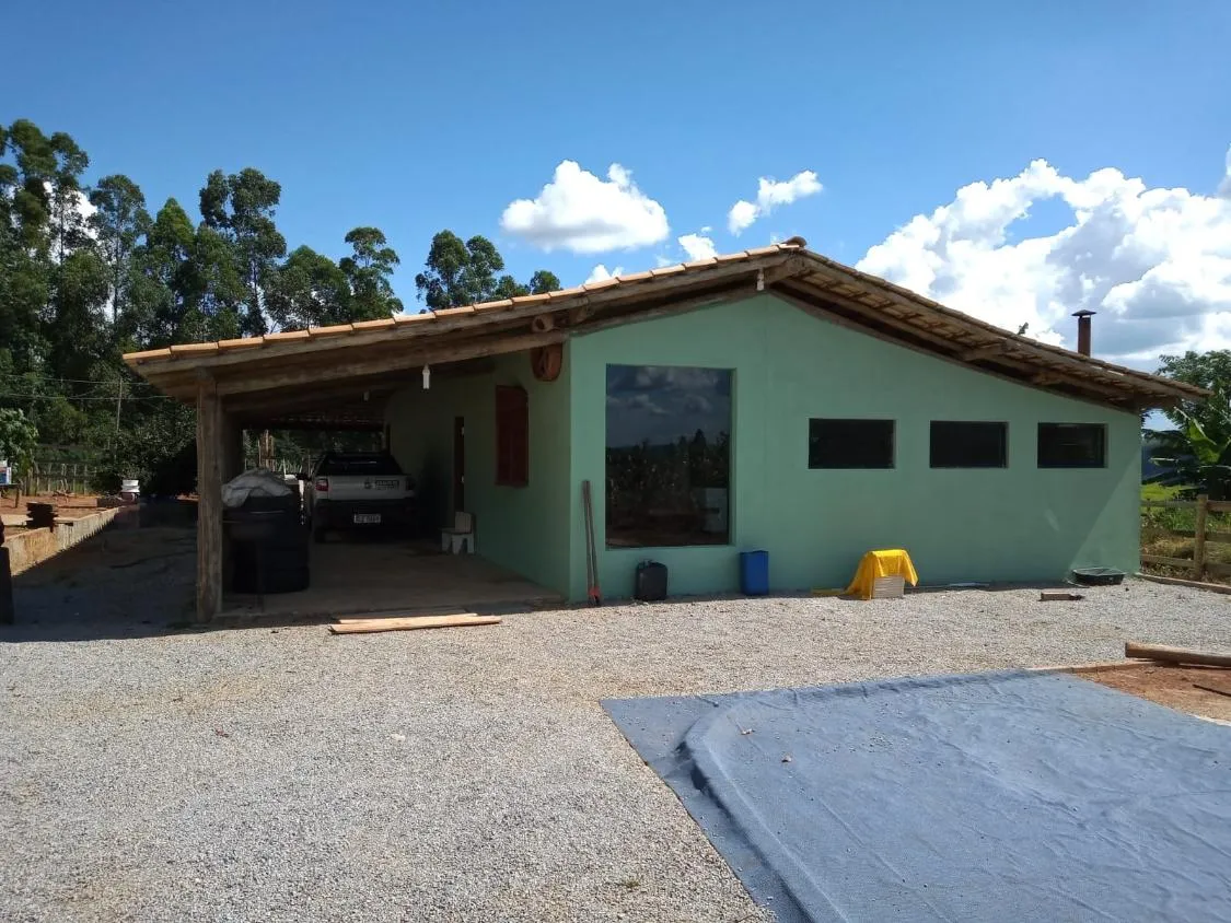 Imagem Oportunidade Única! Chácara à Venda em Crucilândia com 1.240 m² de terreno