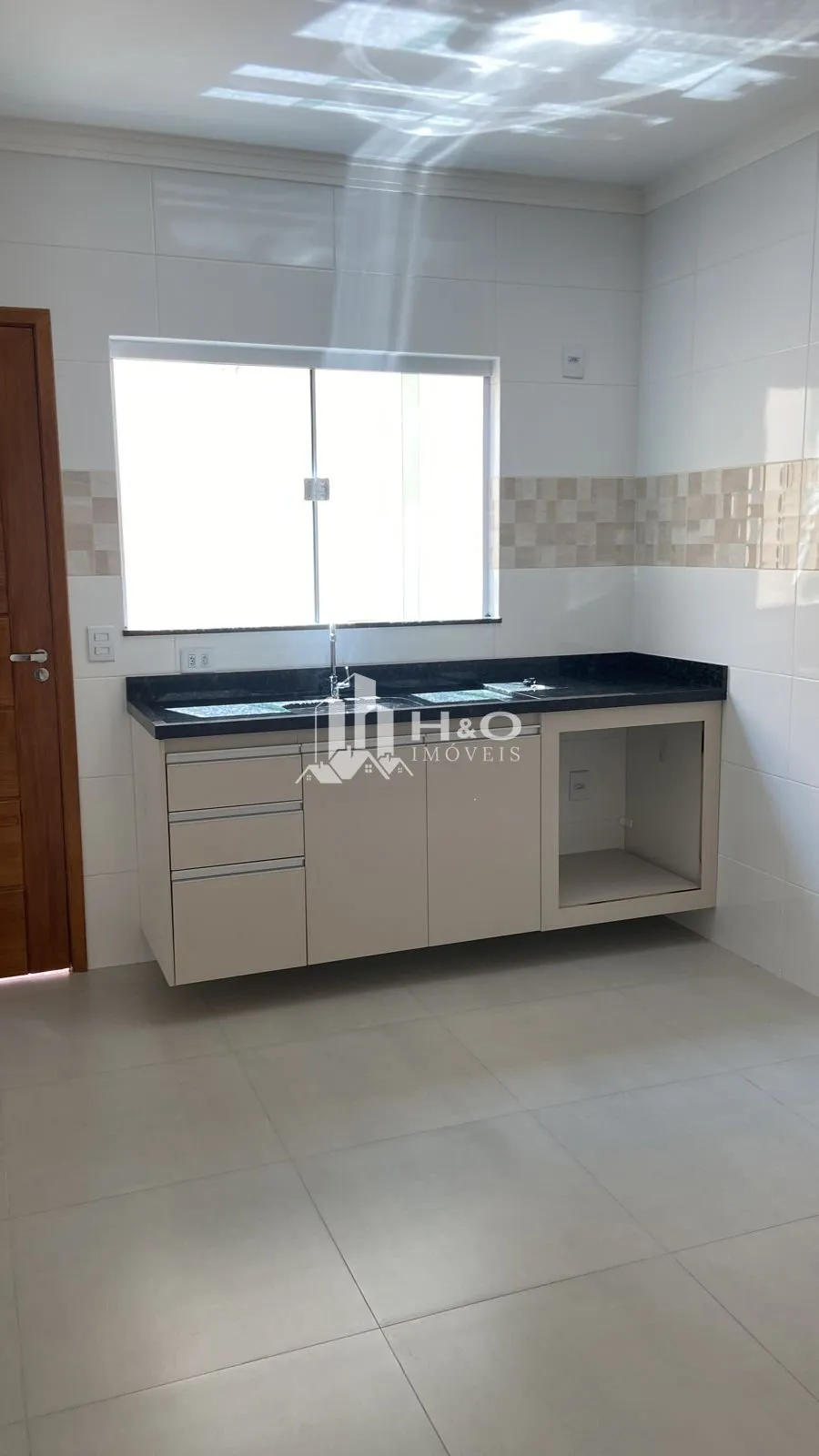 Imagem Sobrado à venda em Itaquera com excelente distribuição dos ambientes e ótimo padrão de conforto para toda a família.