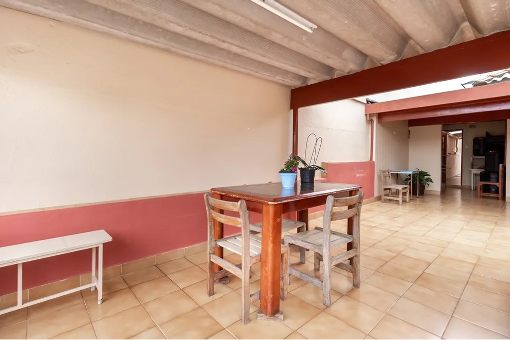 Imagem Casa à venda em São Caetano do Sul, Olímpico, com 2 quartos, 194,6m2