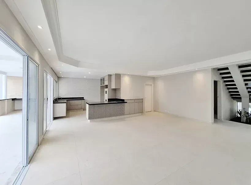 Imagem Belíssima Casa São 4 suítes com sacada, 6 banheiros, + sala de TV e escritório, sala dupla com l...