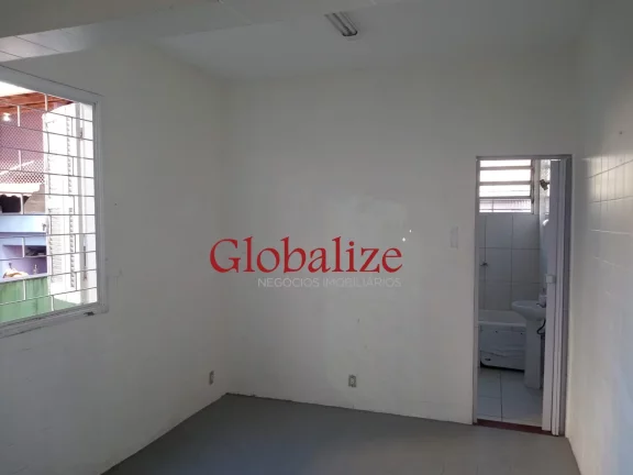 Imagem SOBRADO 3 DORMITÓRIOS BEM LOCALIZADO, VILA BELMIRO EM SANTOS R$ 680,000.00
