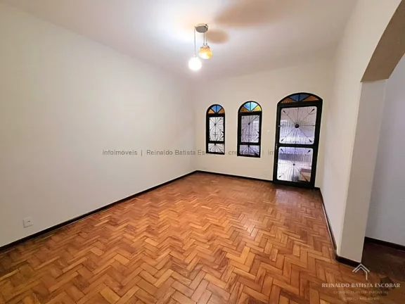 Imagem Casa térrea usada à venda ótima localização próxima ao Horto Florestal