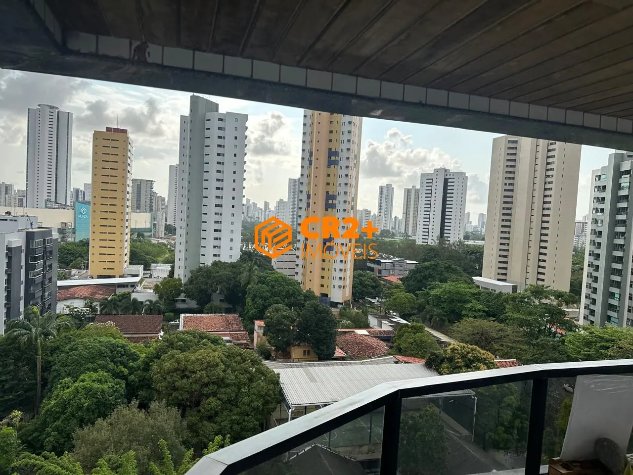 Imagem Vendo apartamento de 242 m2 na zona norte com 4 quartos e 3 vagas cobertas