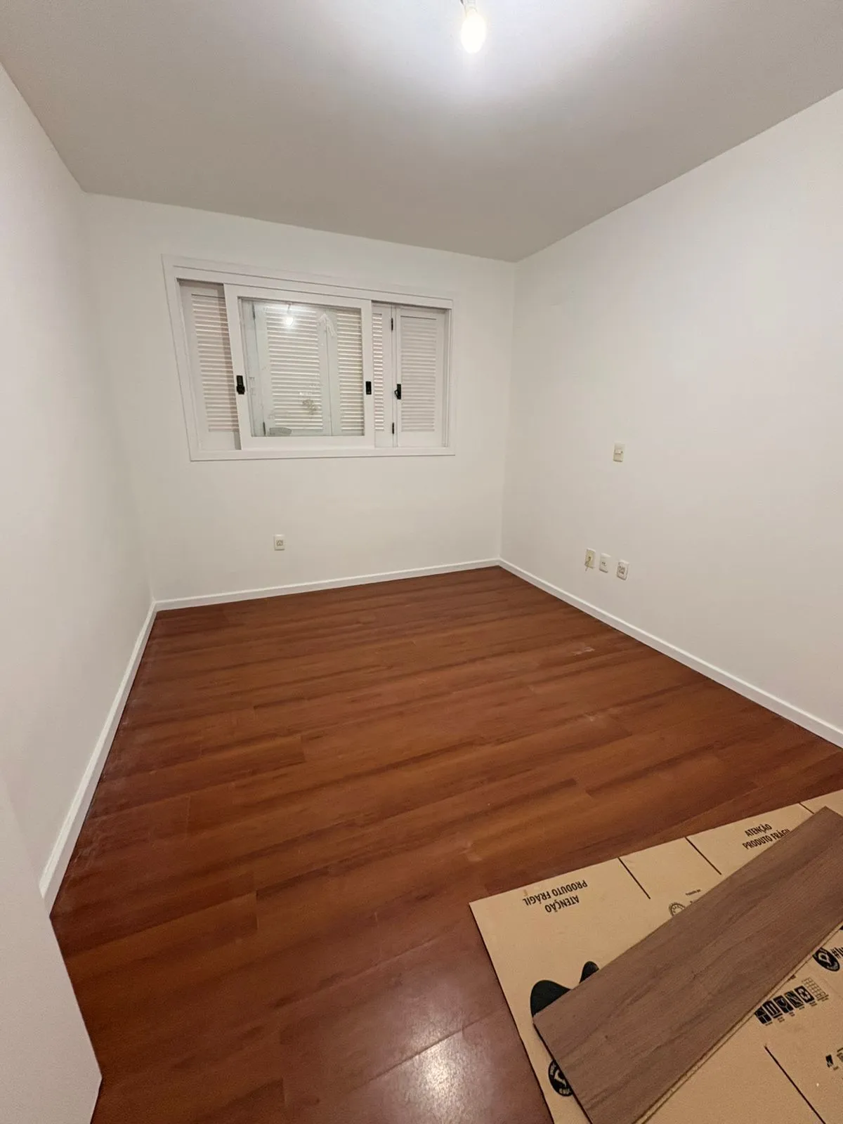 Imagem Casa Reformada de 197mq no Condomínio Villa Dei Fiori - Bairro Tristeza a venda na Zona Sul de Porto Alegre.