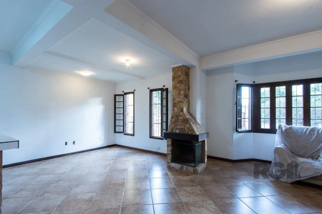 Imagem Casa para Venda - 267.81m², 3 dormitórios, sendo 1 suites, 4 vagas - Ipanema