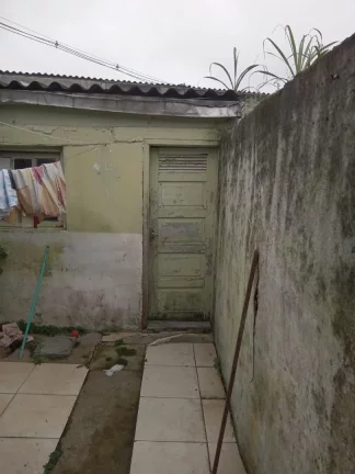 Imagem CASA COM 2 DORMITÓRIOS À VENDA, 90 M² POR R$ 200.000 - JARDIM QUIETUDE - PRAIA GRANDE/SP