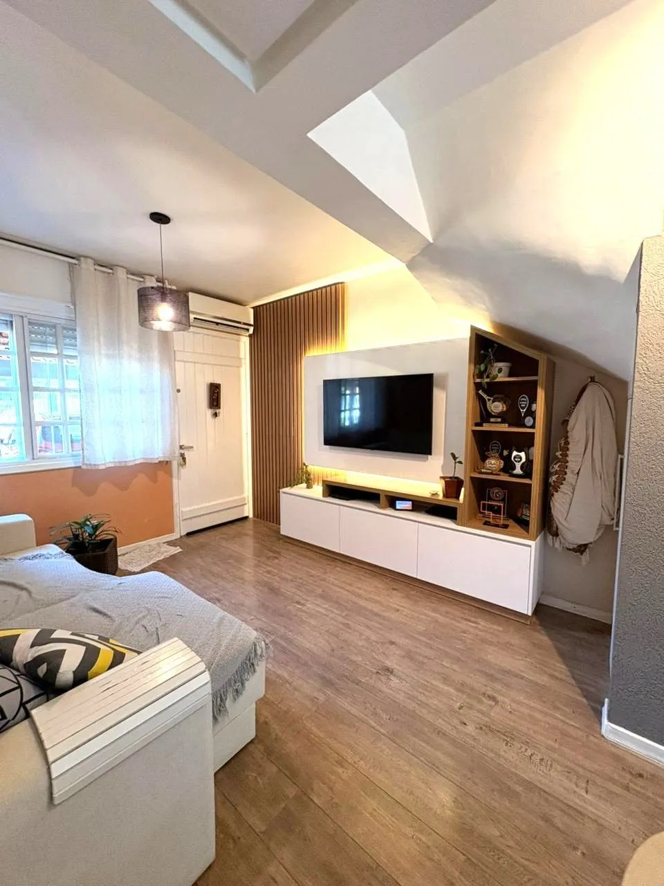 Imagem Casa sobrado de 3 dormitórios e 2 vagas