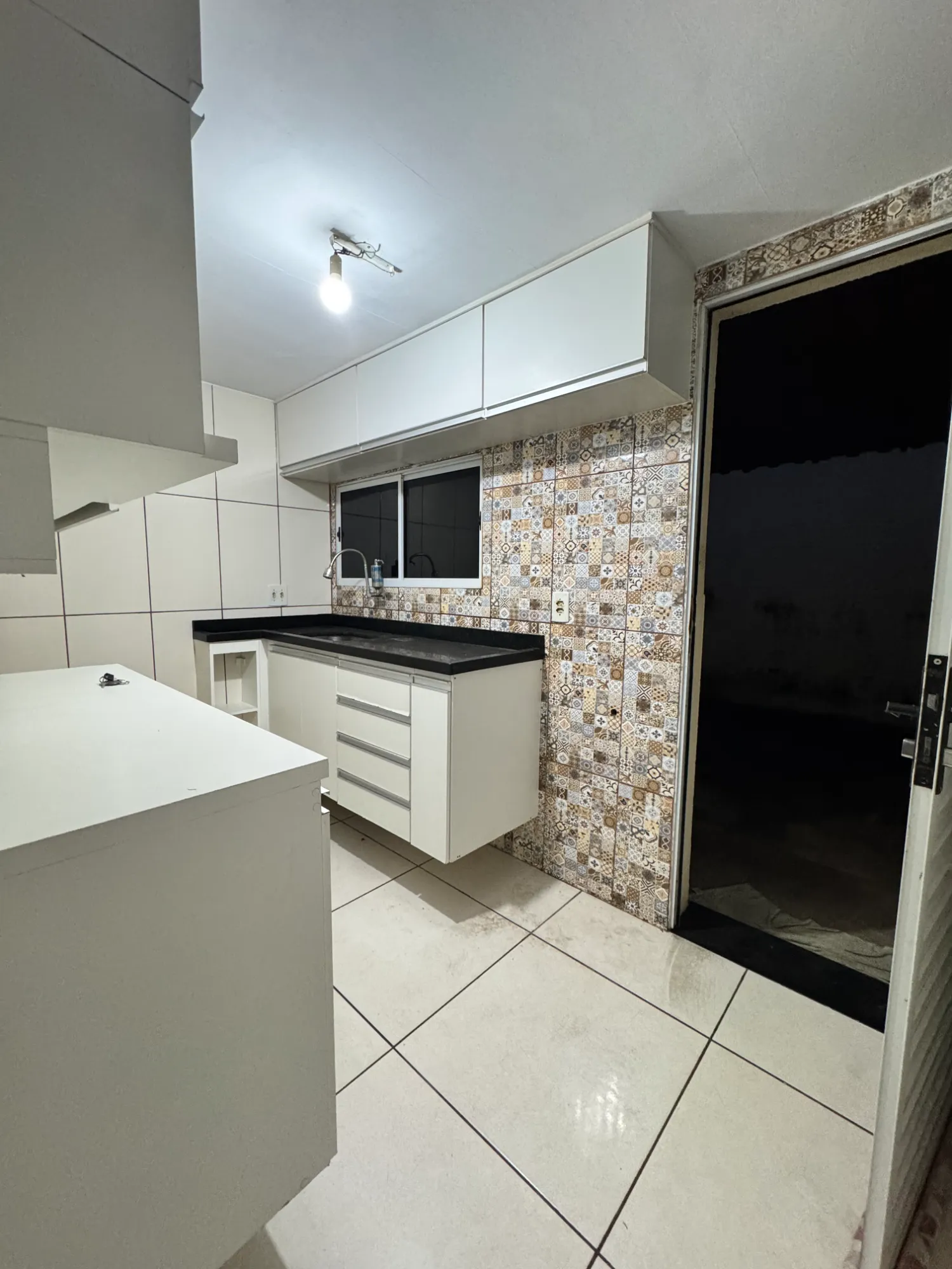 Imagem Casa com 2 Quartos à Venda, 100 m² em Guaratiba - Rio de Janeiro